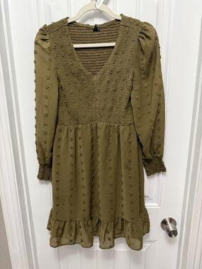 Maggeer Swiss Dot V Neck Olive Long Sleeve Mini Dress Size M ( 33-12)